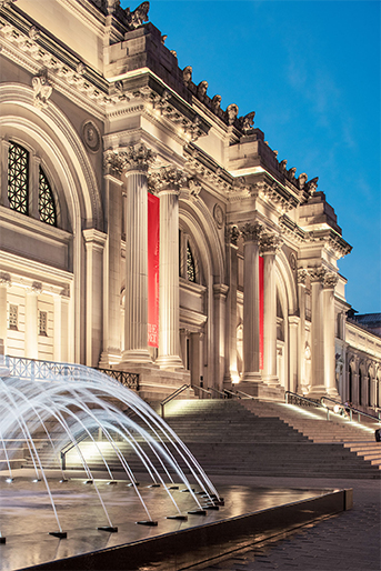Exterior shot of The Metropolitan Museum of Art, New York