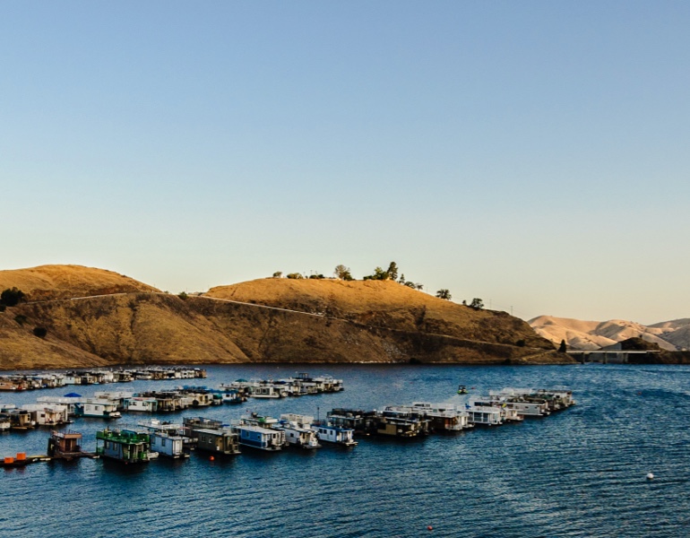 Fresno-Visalia boat docks